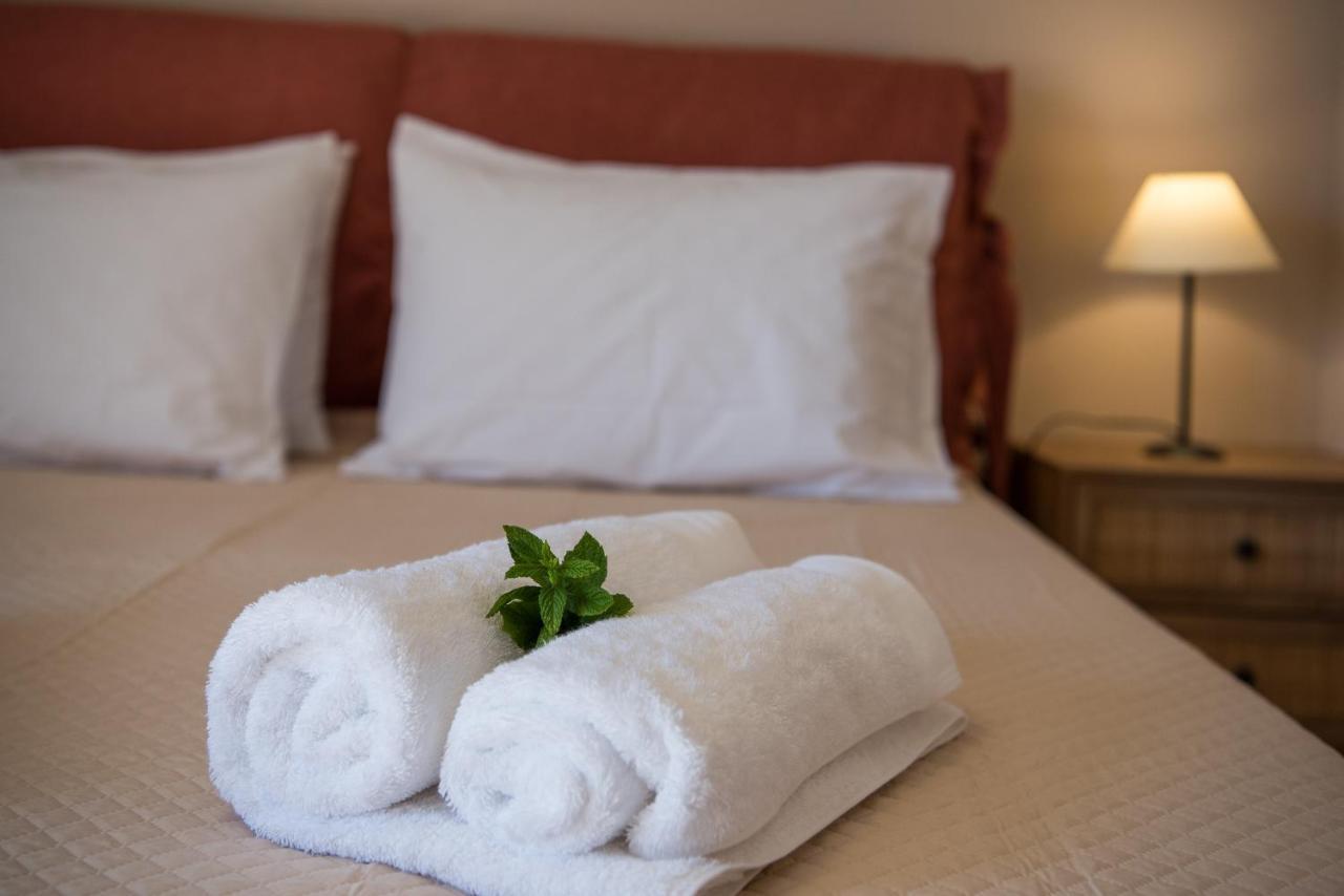 Akrotiri Sea View Suites 外观 照片